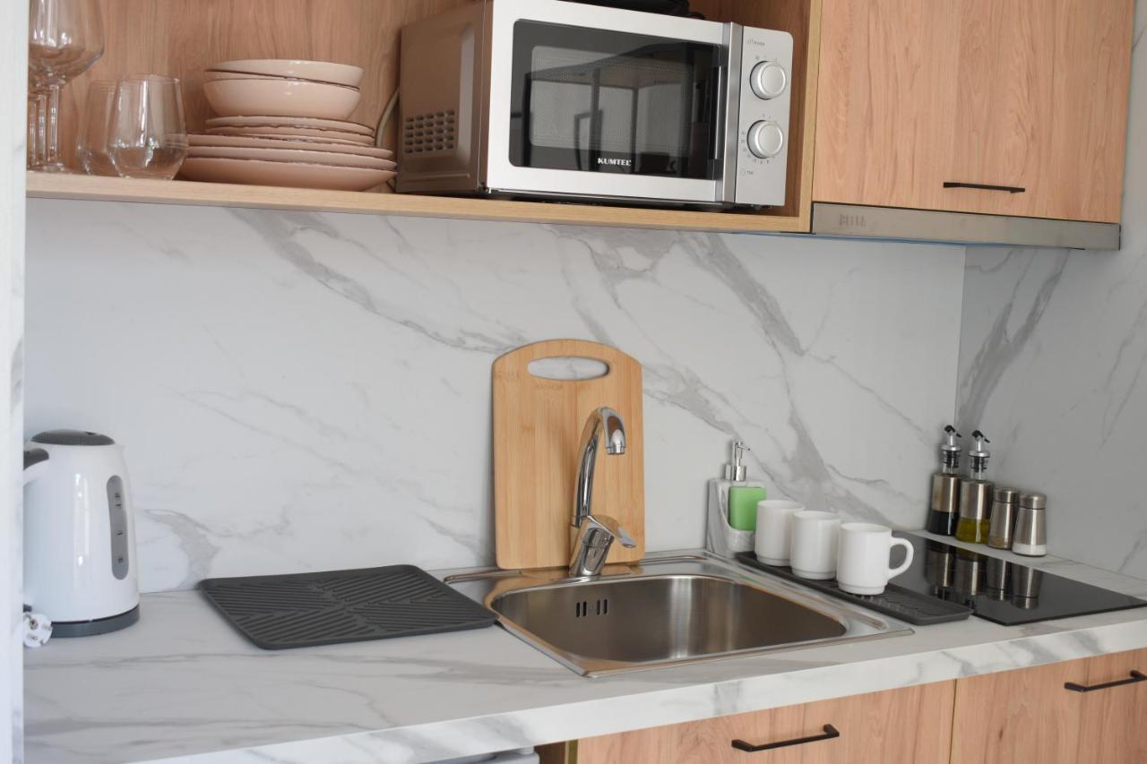 Feels Like Home Studio Apartments - Flh Albania Tirana Zewnętrze zdjęcie